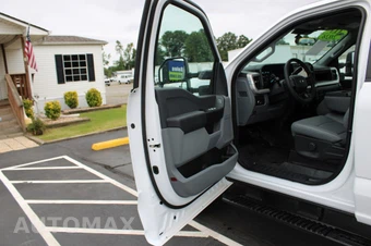 2026 Ford Super Duty F-250 XL Crew Cab Long Bed - miniatura 20