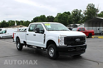 2026 Ford Super Duty F-250 XL Crew Cab Long Bed - miniatura 3