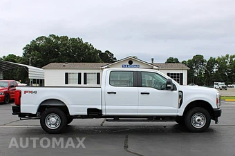 2026 Ford Super Duty F-250 XL Crew Cab Long Bed - miniatura 7