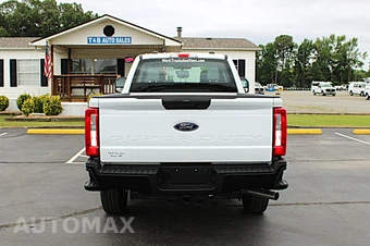 2026 Ford Super Duty F-250 XL Crew Cab Long Bed - miniatura 9