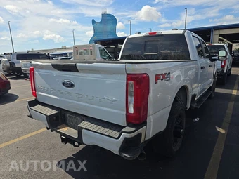 2026 Ford Super Duty F-250 XL Crew Cab Medium Bed - miniatura 4