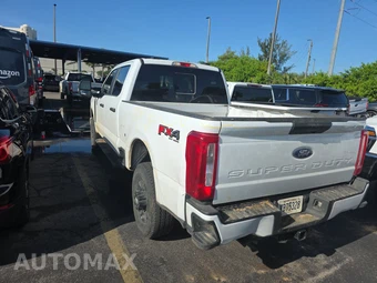 2026 Ford Super Duty F-250 XL Crew Cab Medium Bed - miniatura 6
