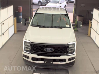 2026 Ford Super Duty F-250 XL Crew Cab Medium Bed - miniatura 2