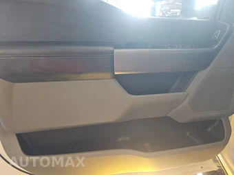 2026 Ford Super Duty F-250 XL Crew Cab Medium Bed - miniatura 9
