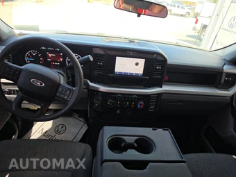 2026 Ford Super Duty F-250 XL Crew Cab Medium Bed - miniatura 11
