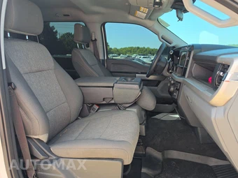 2026 Ford Super Duty F-250 XL Crew Cab Medium Bed - miniatura 8