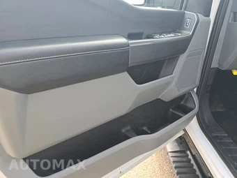 2026 Ford Super Duty F-250 XL Crew Cab Medium Bed - miniatura 9