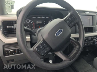 2026 Ford Super Duty F-250 XL Crew Cab Medium Bed - miniatura 10