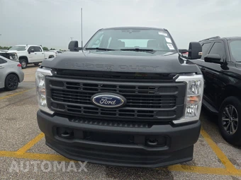 2026 Ford Super Duty F-250 XL Crew Cab Medium Bed - miniatura 2