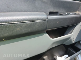 2026 Ford Super Duty F-250 XL Crew Cab Medium Bed - miniatura 9