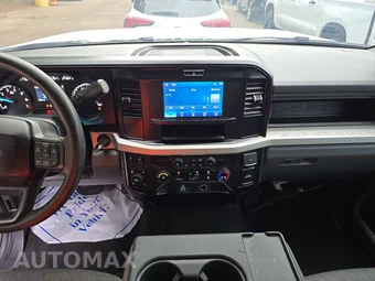 2026 Ford Super Duty F-250 XL Crew Cab Medium Bed - miniatura 11