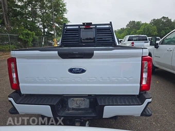2026 Ford Super Duty F-250 XL Crew Cab Medium Bed - miniatura 5