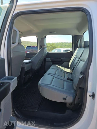 2026 Ford Super Duty F-250 XL Crew Cab Medium Bed - miniatura 10