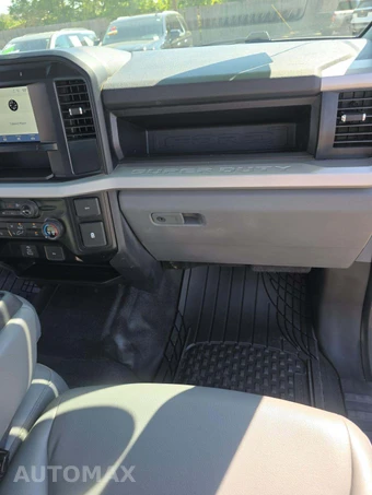 2026 Ford Super Duty F-250 XL Crew Cab Medium Bed - miniatura 16
