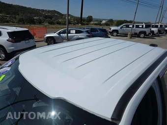 2026 Ford Super Duty F-250 XL Crew Cab Medium Bed - miniatura 9