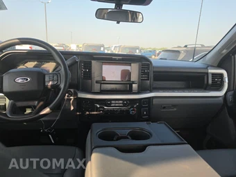 2026 Ford Super Duty F-250 XL Crew Cab Medium Bed - miniatura 11
