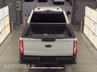 2026 Ford Super Duty F-250 XL Crew Cab Medium Bed - miniatura 5