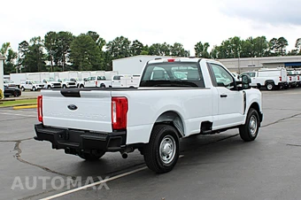 2026 Ford Super Duty F-250 XL Regular Cab Long Bed - miniatura 5