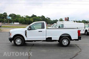 2026 Ford Super Duty F-250 XL Regular Cab Long Bed - miniatura 6