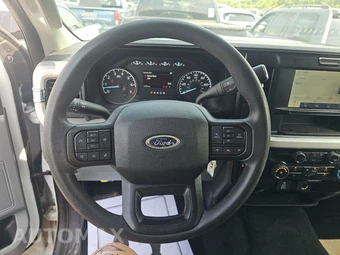 2026 Ford Super Duty F-250 XLT Crew Cab Long Bed - miniatura 15