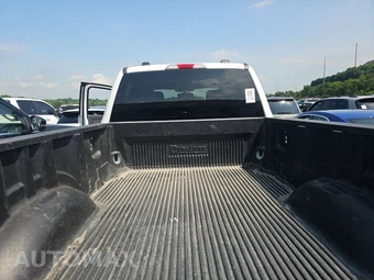 2026 Ford Super Duty F-250 XLT Crew Cab Long Bed - miniatura 22