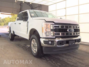 2026 Ford Super Duty F-250 XLT Crew Cab Long Bed - miniatura 4