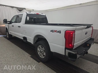 2026 Ford Super Duty F-250 XLT Crew Cab Long Bed - miniatura 6
