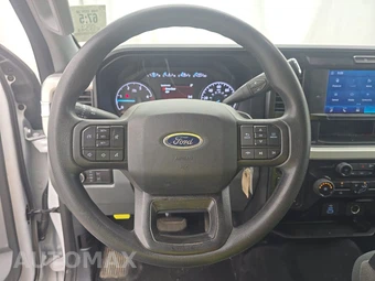 2026 Ford Super Duty F-250 XLT Crew Cab Long Bed - miniatura 10