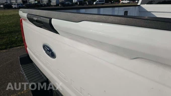 2026 Ford Super Duty F-250 XLT Crew Cab Long Bed - miniatura 27