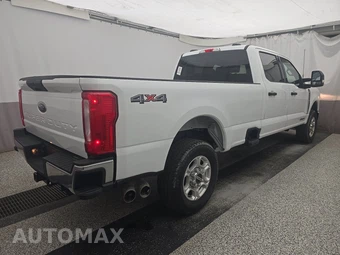 2026 Ford Super Duty F-250 XLT Crew Cab Long Bed - miniatura 4