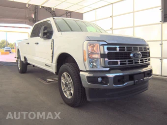 2026 Ford Super Duty F-250 XLT Crew Cab Long Bed - miniatura 3