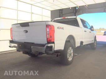2026 Ford Super Duty F-250 XLT Crew Cab Long Bed - miniatura 4