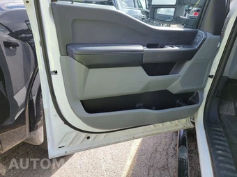 2026 Ford Super Duty F-250 XLT Crew Cab Medium Bed - miniatura 15