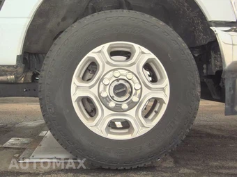 2026 Ford Super Duty F-250 XLT Crew Cab Medium Bed - miniatura 10
