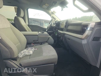 2026 Ford Super Duty F-250 XLT Crew Cab Medium Bed - miniatura 14