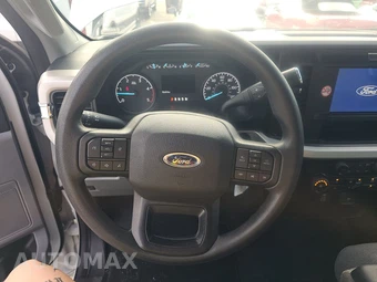 2026 Ford Super Duty F-250 XLT Crew Cab Medium Bed - miniatura 16