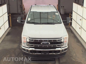 2026 Ford Super Duty F-250 XLT Crew Cab Medium Bed - miniatura 2
