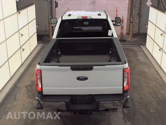 2026 Ford Super Duty F-250 XLT Crew Cab Medium Bed - miniatura 6