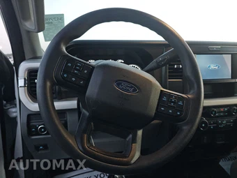2026 Ford Super Duty F-250 XLT Crew Cab Medium Bed - miniatura 10