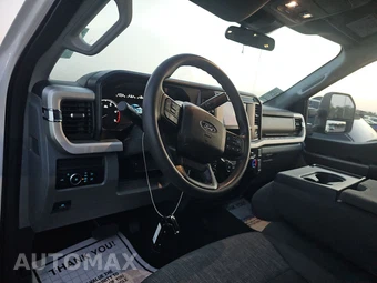 2026 Ford Super Duty F-250 XLT Crew Cab Medium Bed - miniatura 11
