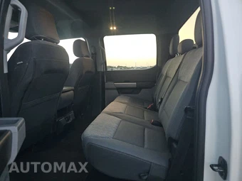 2026 Ford Super Duty F-250 XLT Crew Cab Medium Bed - miniatura 13