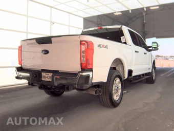 2026 Ford Super Duty F-250 XLT Crew Cab Medium Bed - miniatura 4