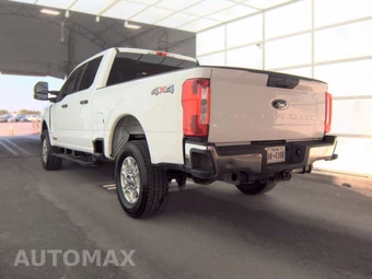 2026 Ford Super Duty F-250 XLT Crew Cab Medium Bed - miniatura 6