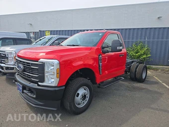 2026 Ford Super Duty F-350 Cab Chassis XL Regular Cab DRW