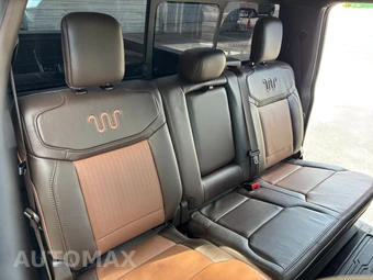 2026 Ford Super Duty F-350 King Ranch Crew Cab Long Bed DRW - miniatura 19