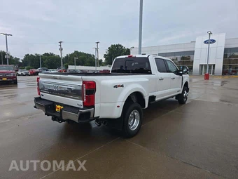 2026 Ford Super Duty F-350 King Ranch Crew Cab Long Bed DRW - miniatura 3
