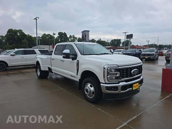 2026 Ford Super Duty F-350 King Ranch Crew Cab Long Bed DRW - miniatura 4