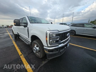 2026 Ford Super Duty F-350 Lariat Crew Cab Long Bed DRW - miniatura 3