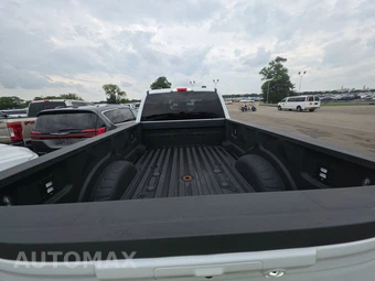 2026 Ford Super Duty F-350 Lariat Crew Cab Long Bed DRW - miniatura 16