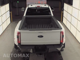 2026 Ford Super Duty F-350 Lariat Crew Cab Long Bed DRW - miniatura 5